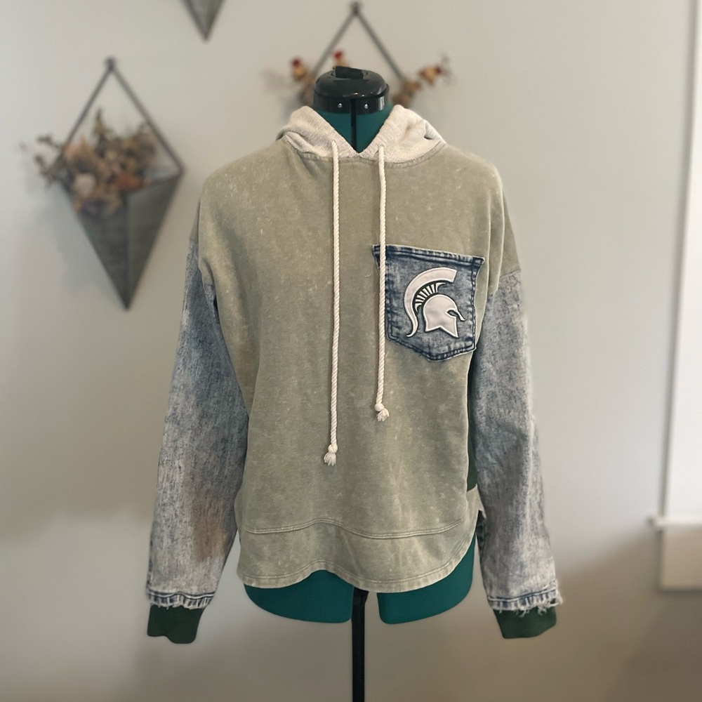 Custom made/upcycled Michigan State hoodie MSU size medium/large